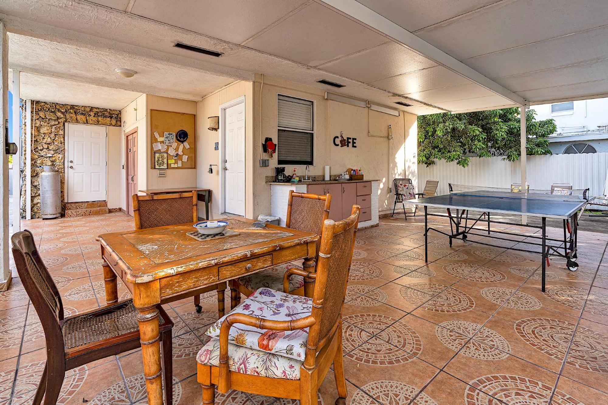 Private Room In Little Havana Miami Exterior foto